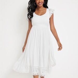 NWT Maurice’s eyelet trim flutter sleeve midi dress